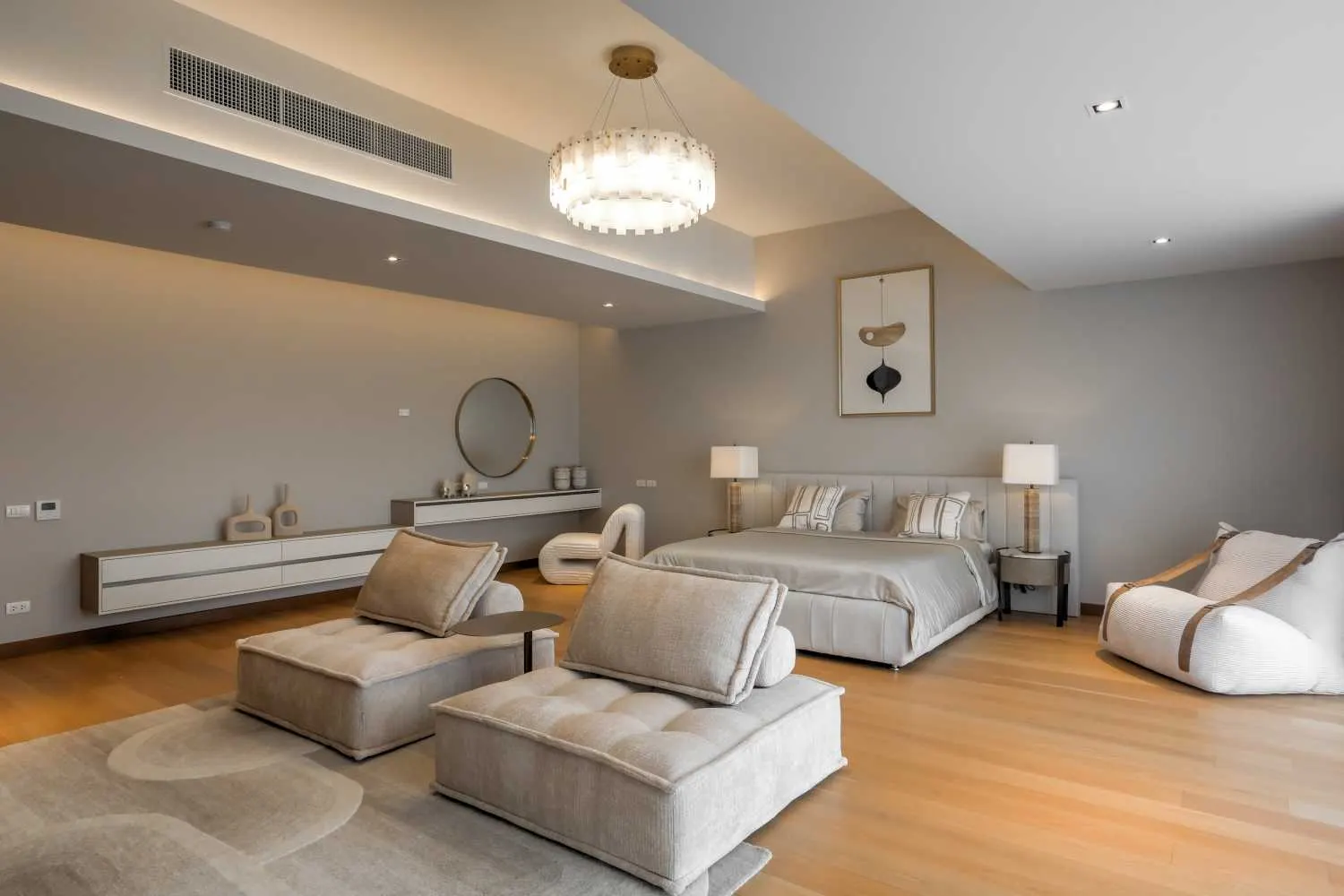 Property image - full photo 12