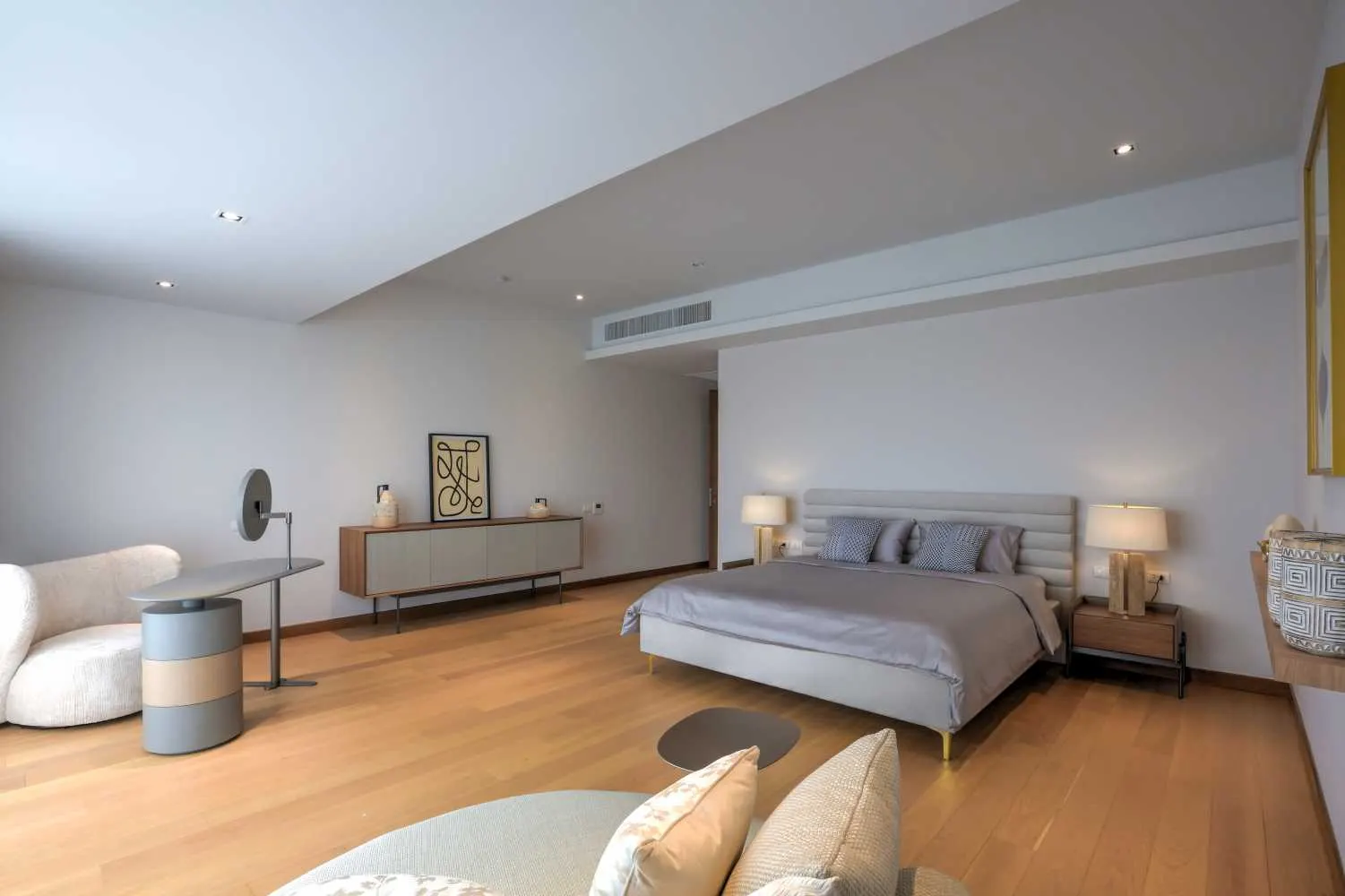 Property image - full photo 34