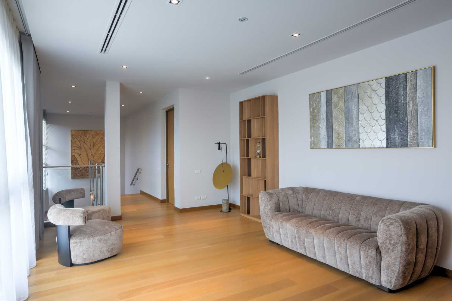 Property image - full photo 42