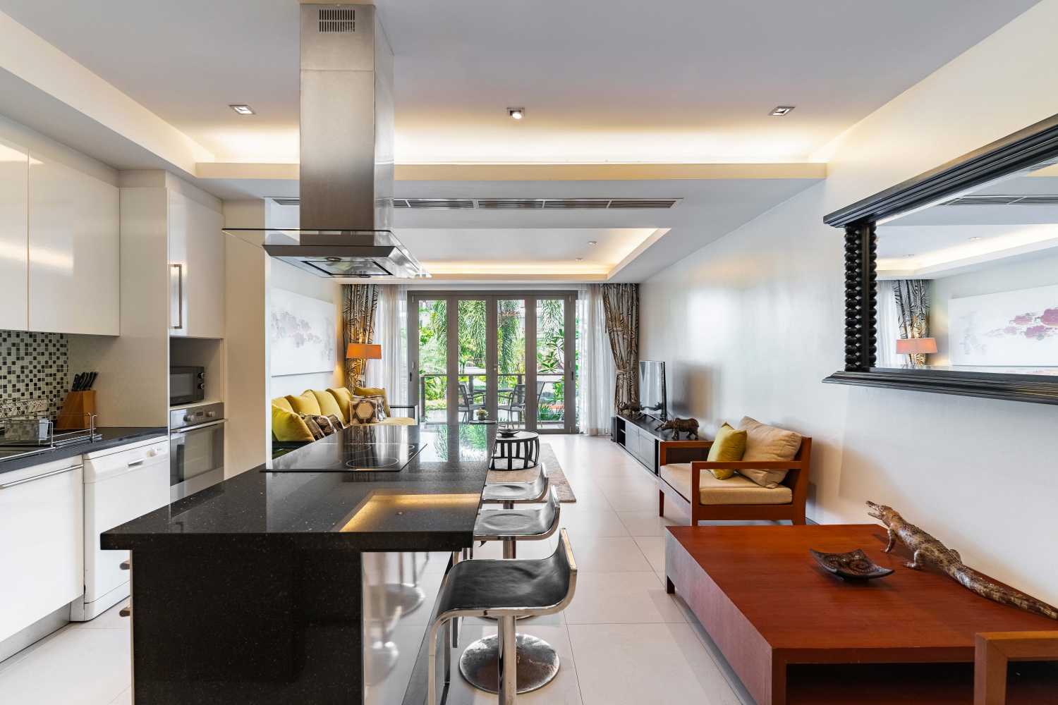 Property image - full photo 5