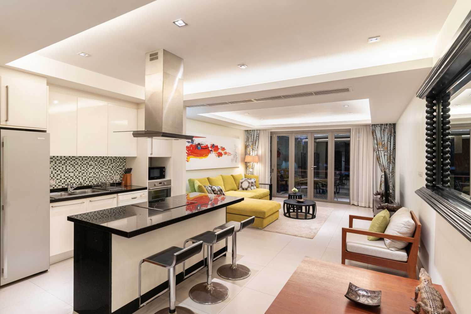 Property image - full photo 3