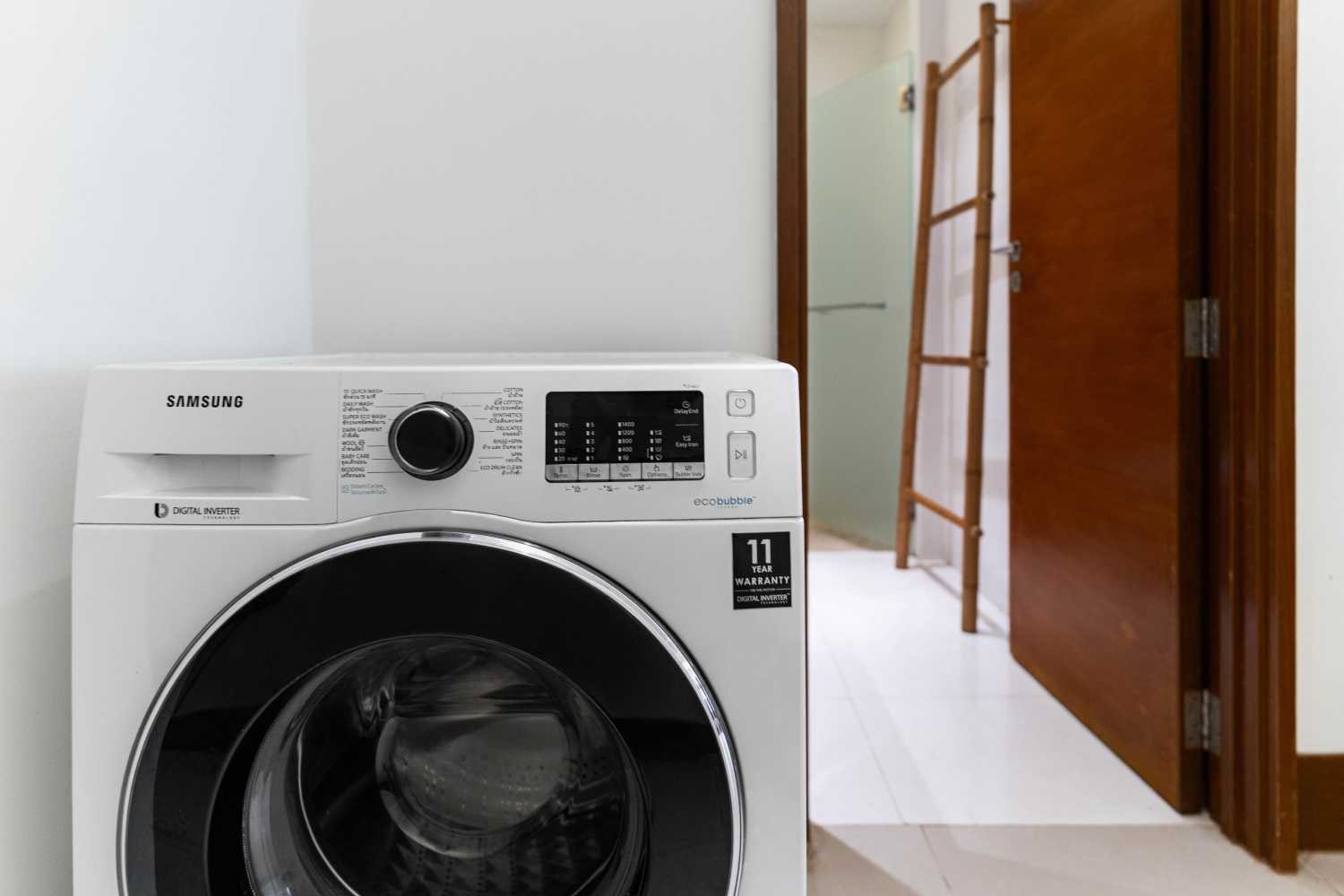 Property image - full photo 11