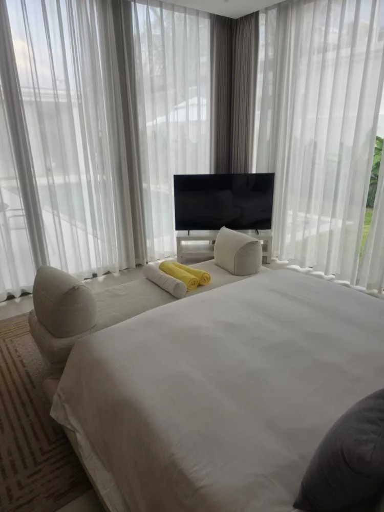 Property image - full photo 7