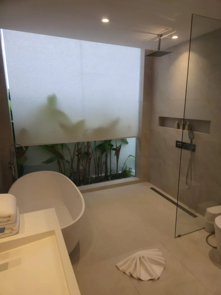 Property image - full photo 13