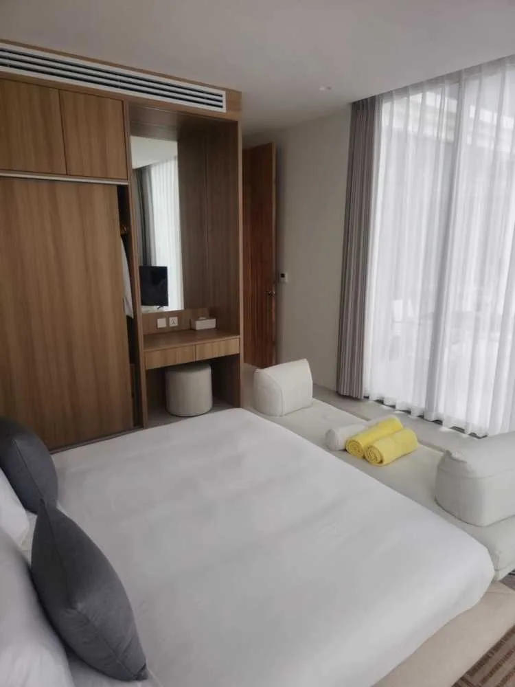 Property image - full photo 8