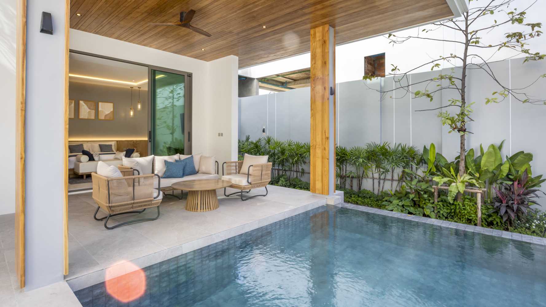 Property image - full photo 8