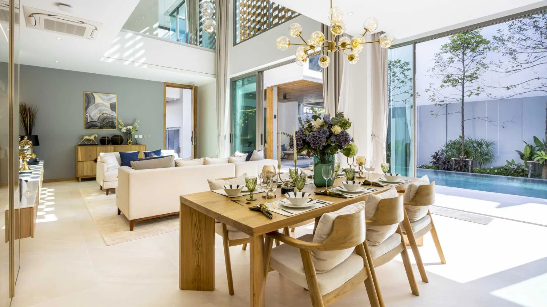 Property image - full photo 3