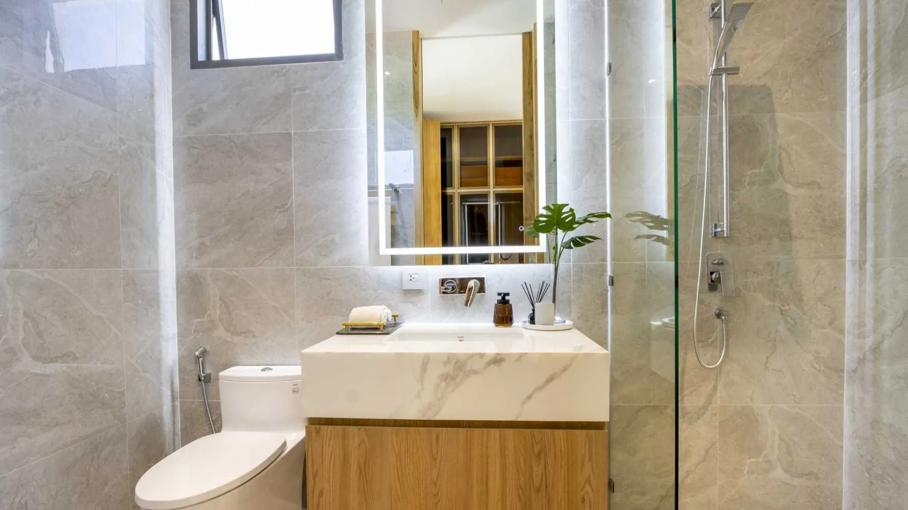 Property image - full photo 22