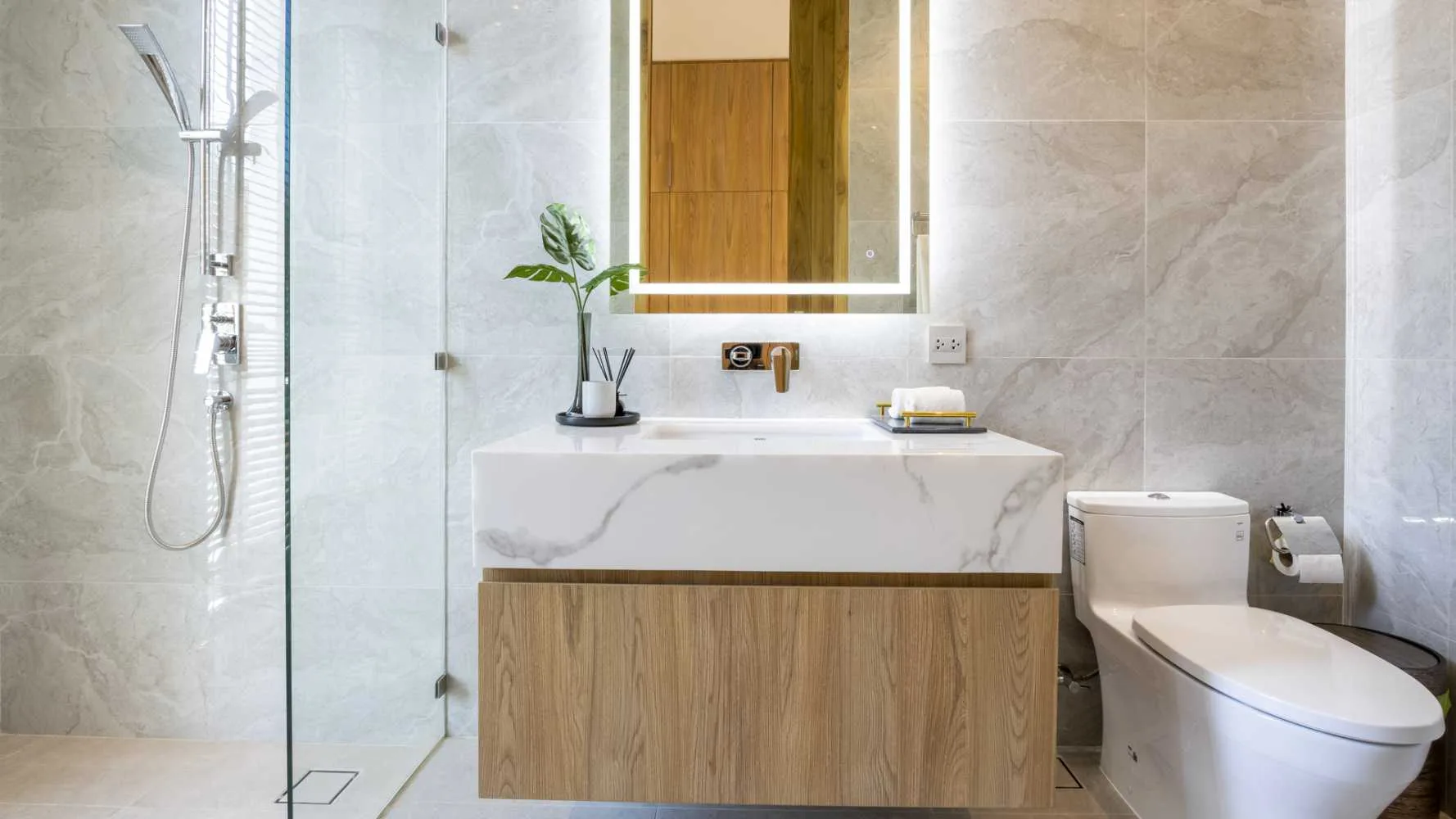 Property image - full photo 15