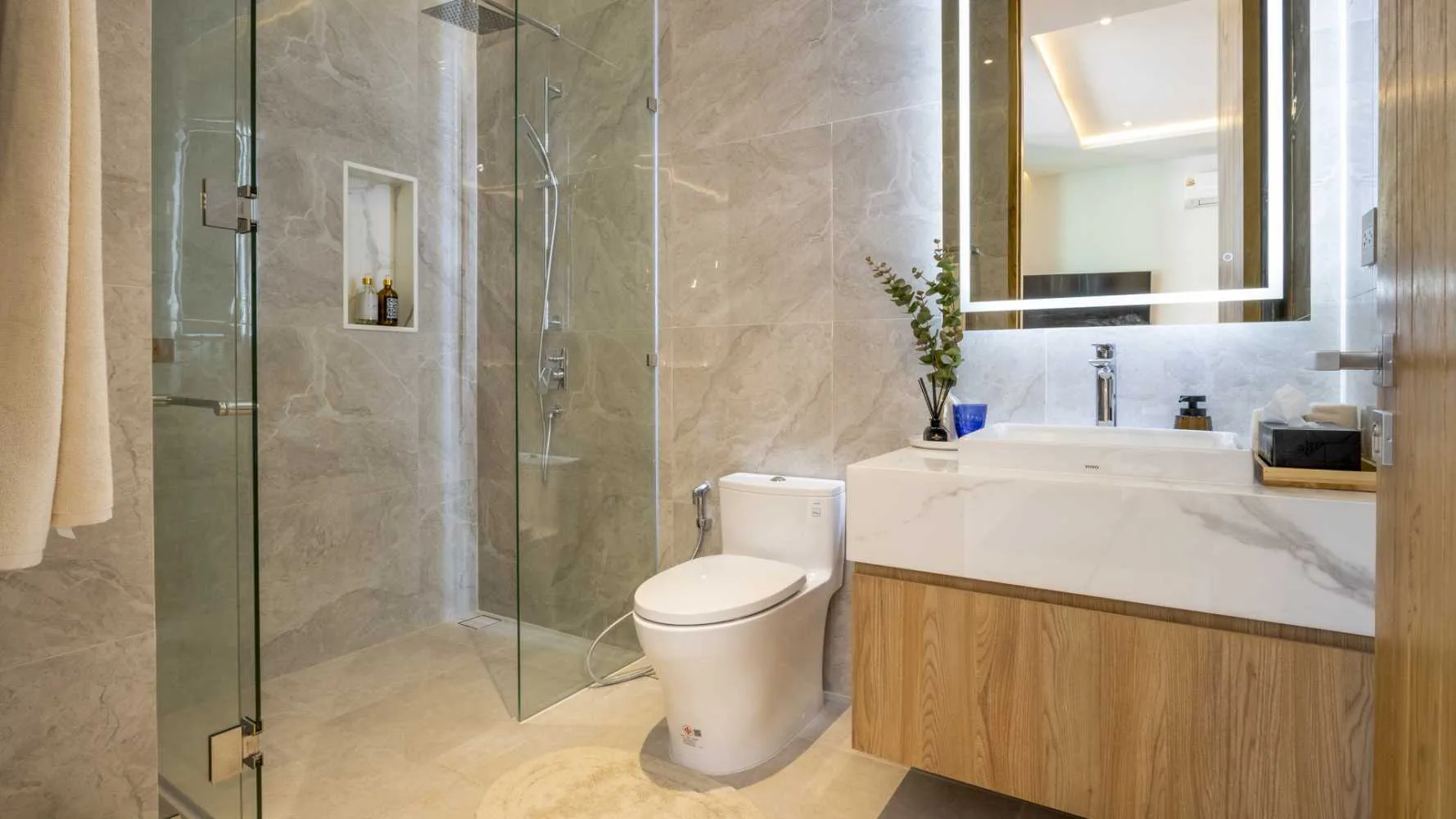 Property image - full photo 14