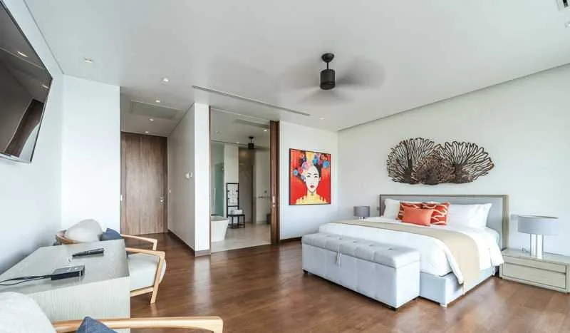 Property image - full photo 25