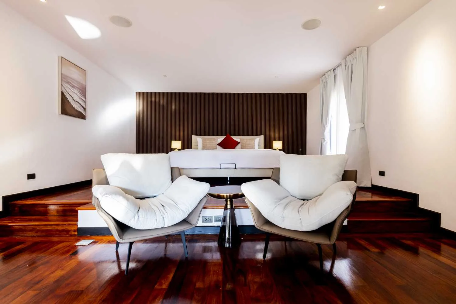 Property image - full photo 9