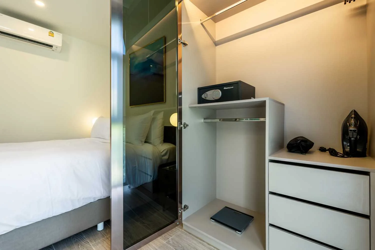 Property image - full photo 9