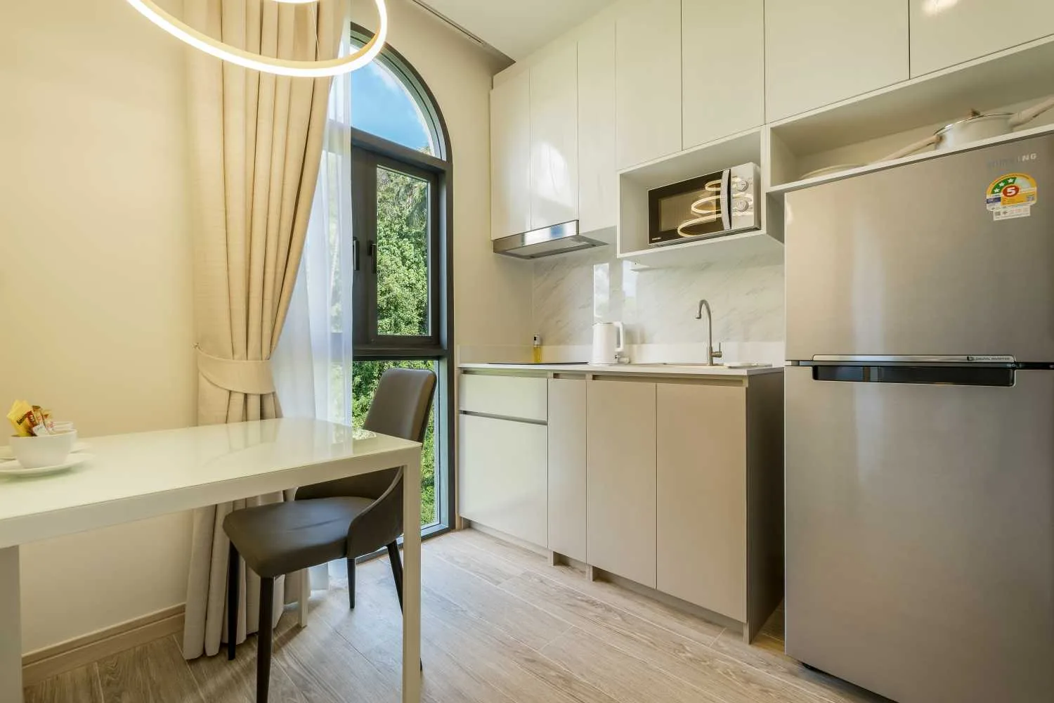 Property image - full photo 6
