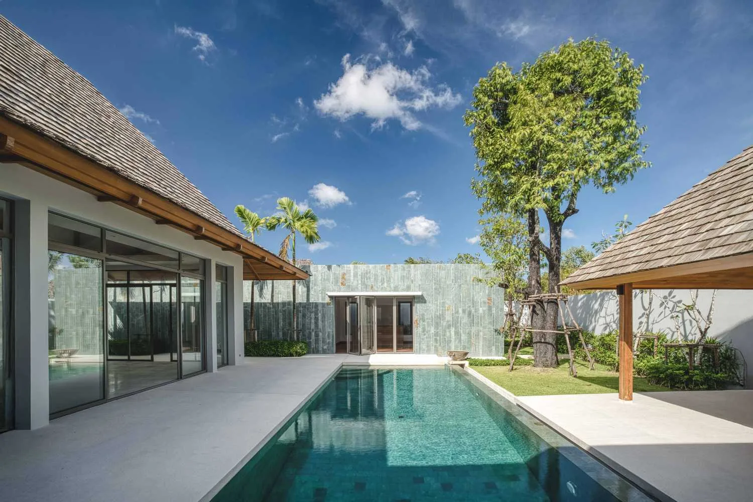 Property image - full photo 15