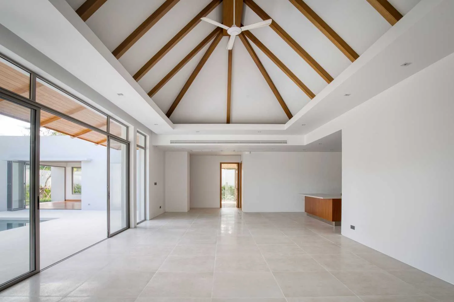 Property image - full photo 5
