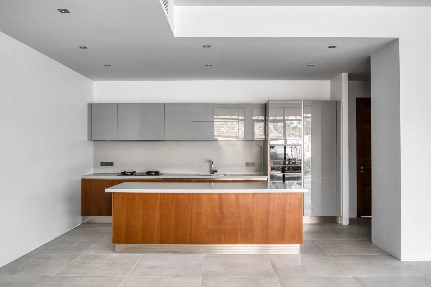 Property image - full photo 6