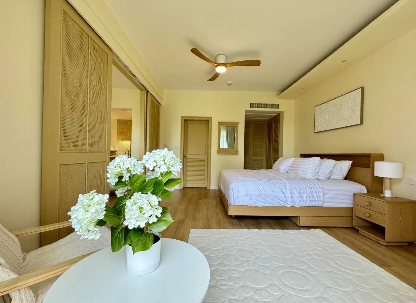 Property image - full photo 8