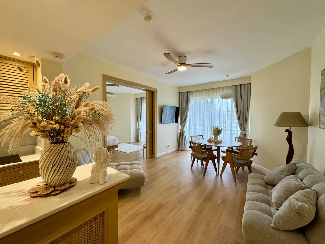 Property image - full photo 1