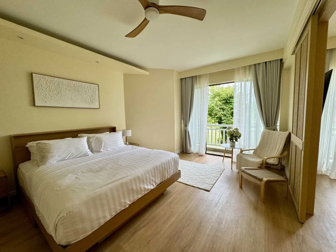 Property image - full photo 6