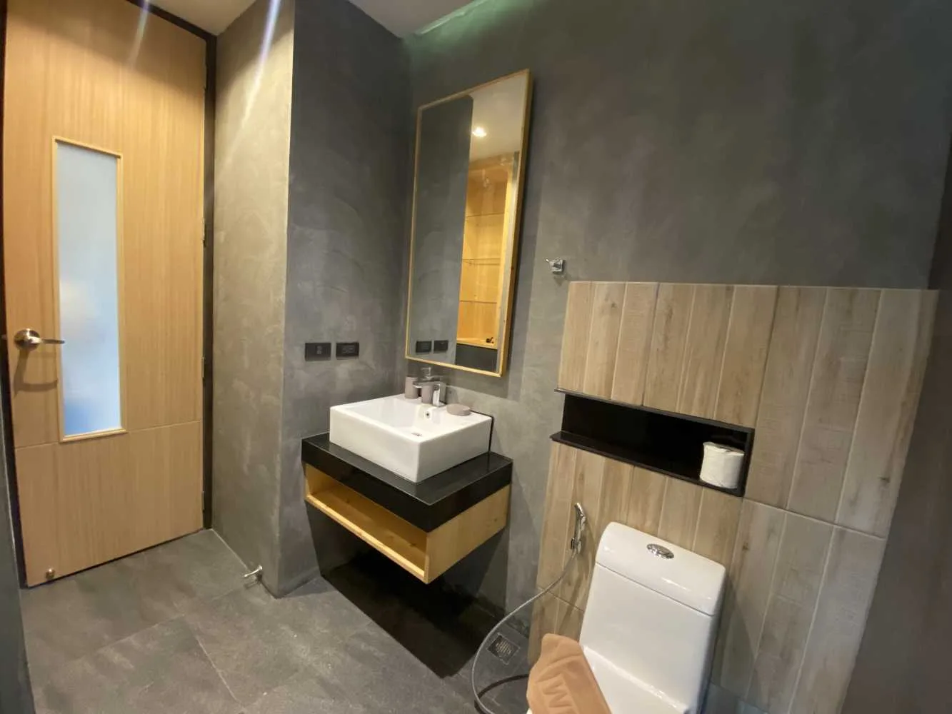 Property image - full photo 7