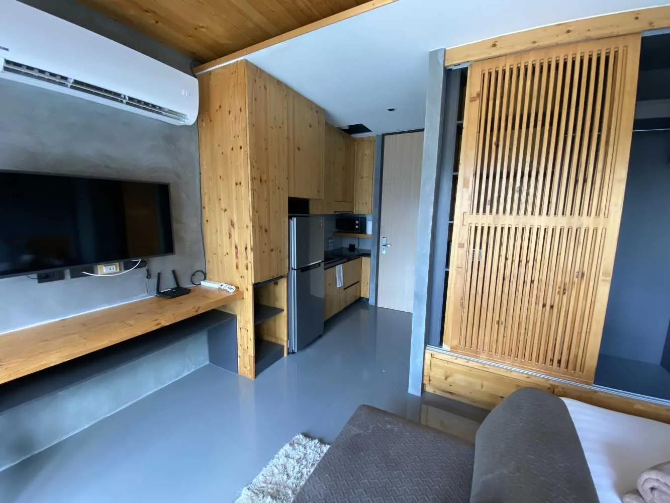 Property image - full photo 3