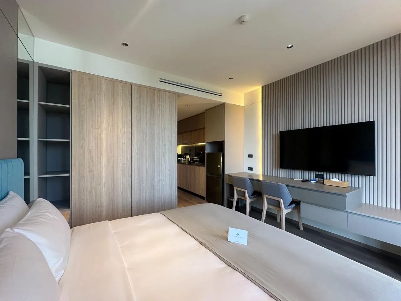 Property image - full photo 6