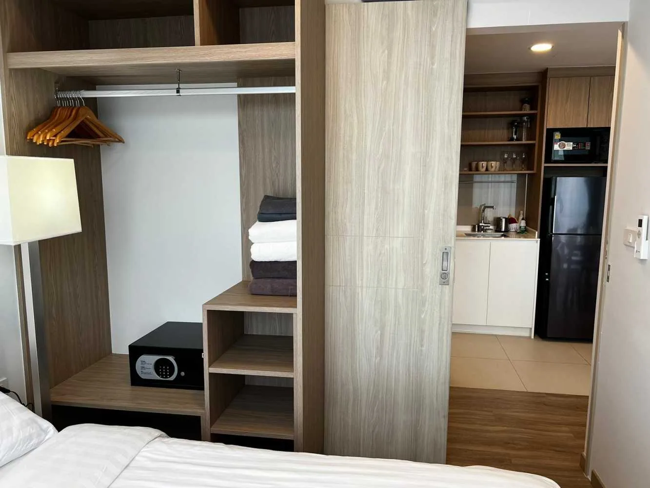 Property image - full photo 8