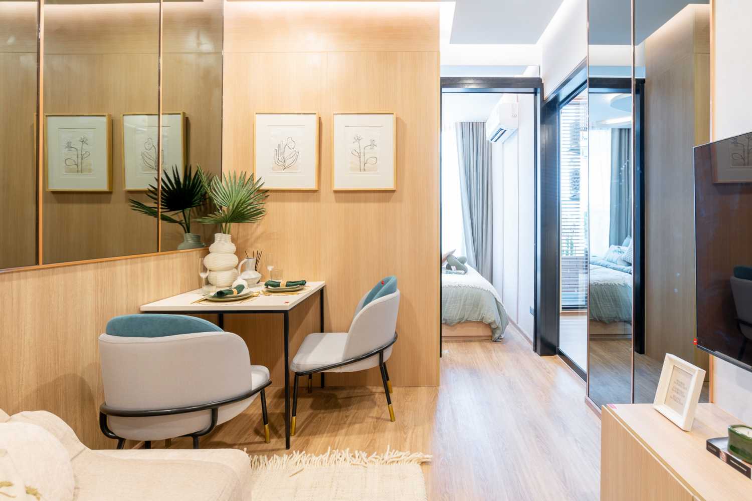 Property image - full photo 5