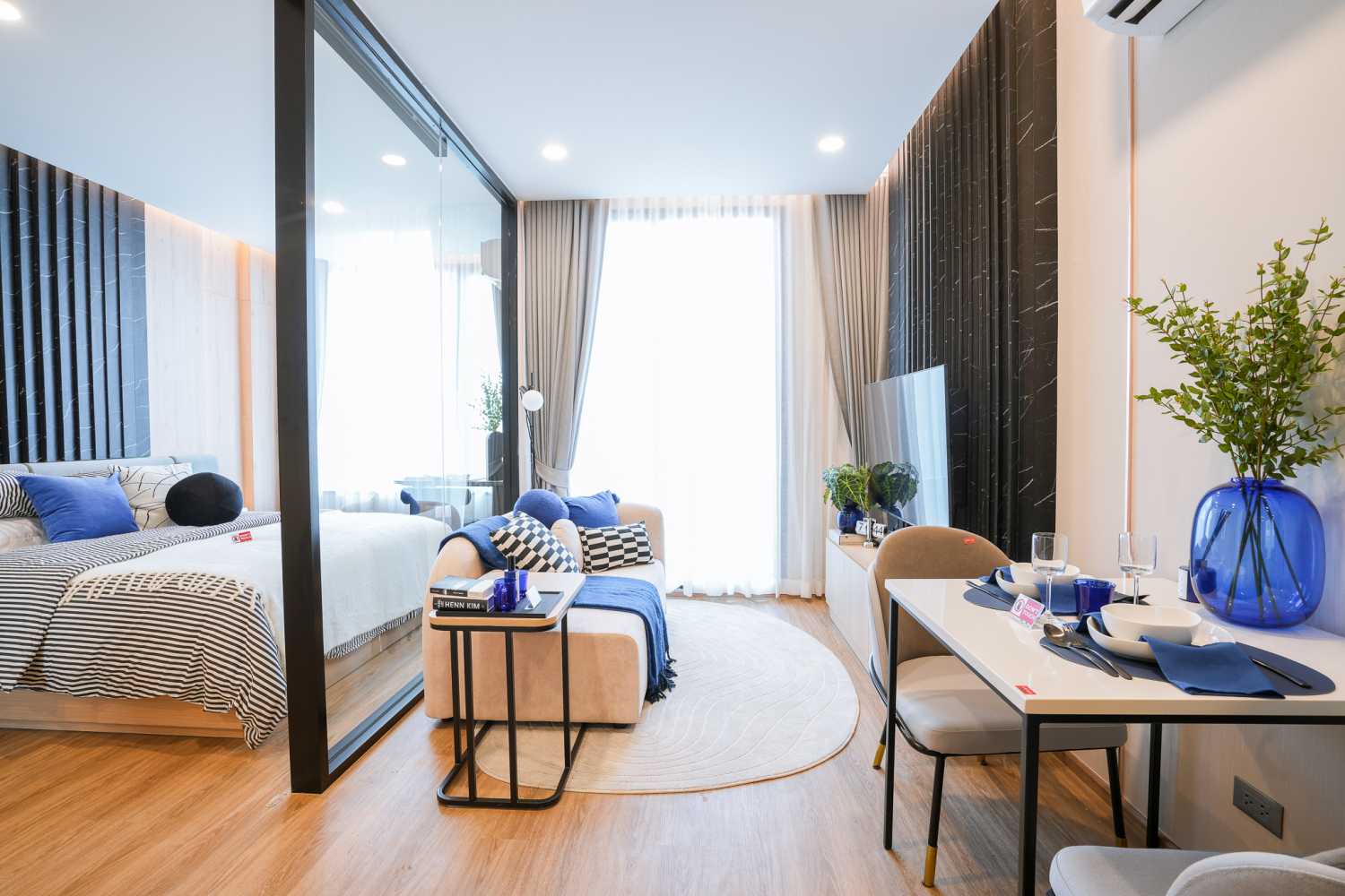 Property image - full photo 1