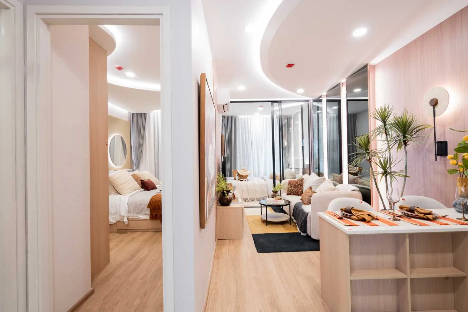 Property image - full photo 10