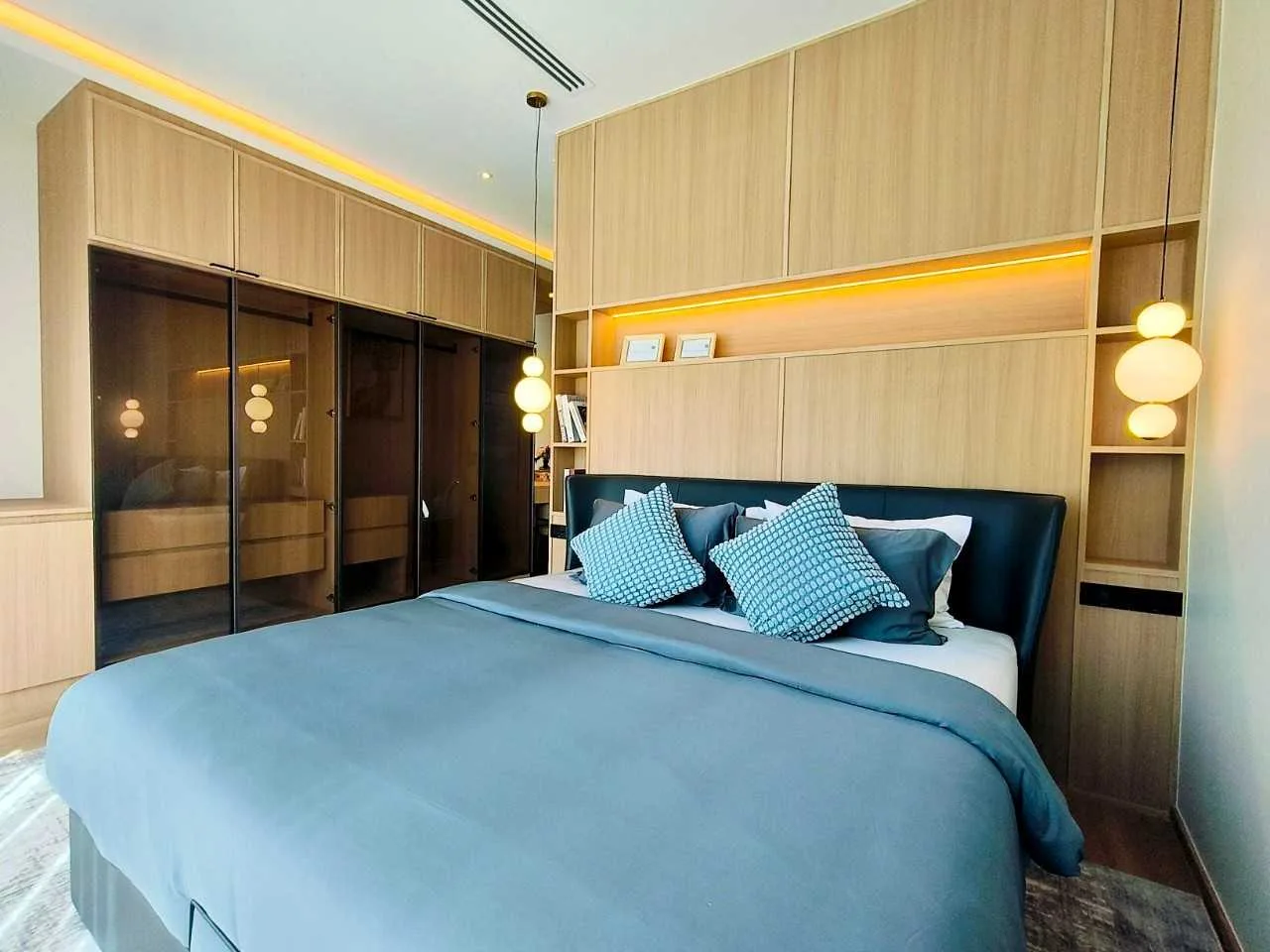 Property image - full photo 19