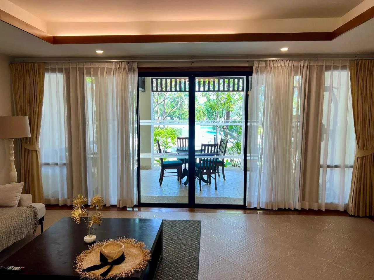Property image - full photo 4