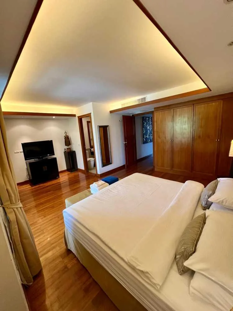 Property image - full photo 20