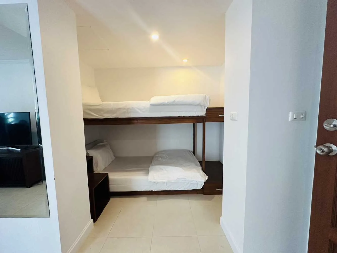 Property image - full photo 25