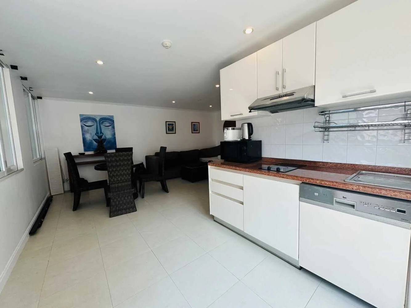 Property image - full photo 3