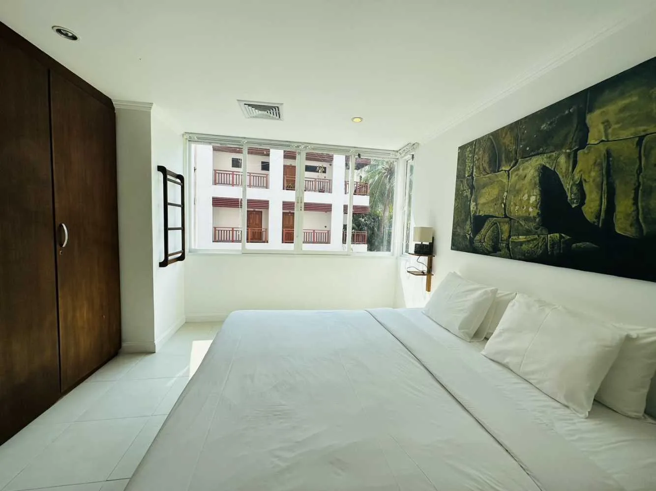 Property image - full photo 13