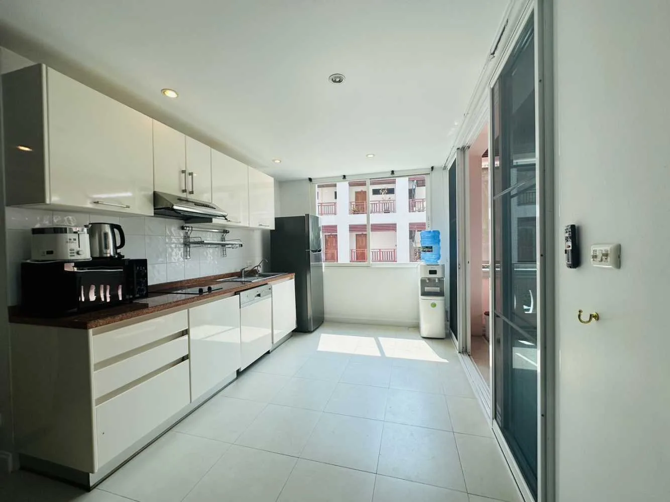 Property image - full photo 7