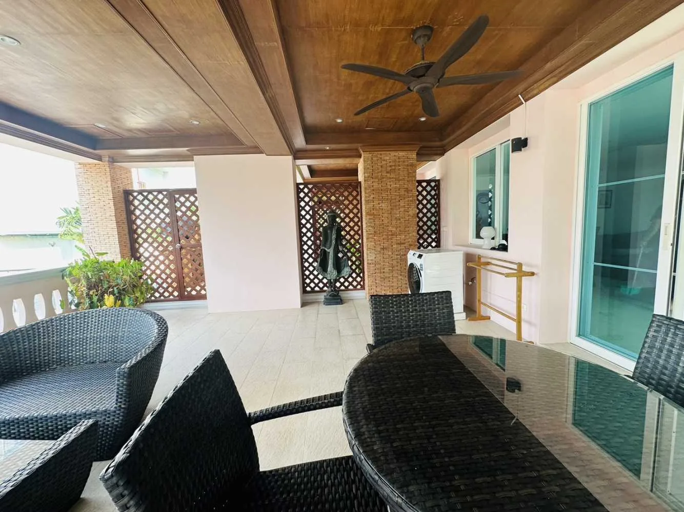 Property image - full photo 18