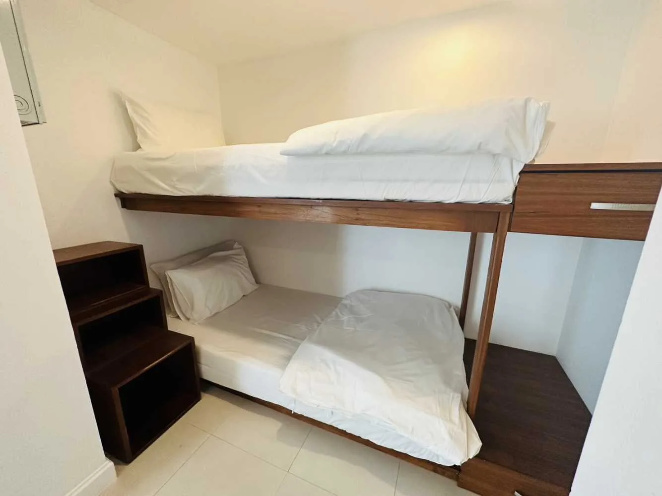 Property image - full photo 17