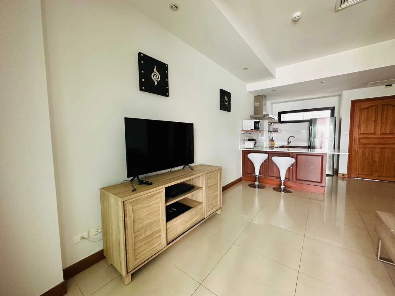 Property image - full photo 17