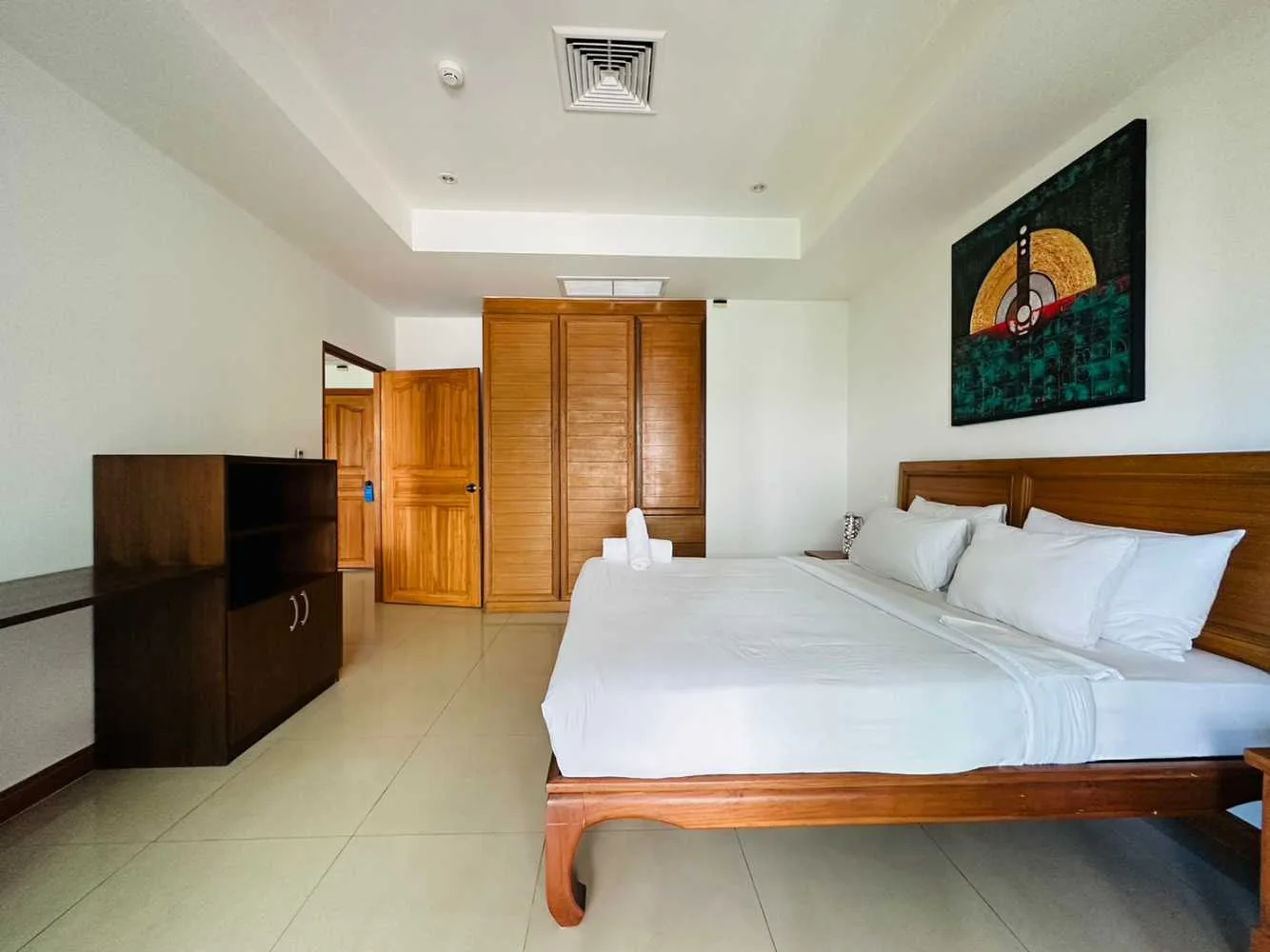 Property image - full photo 15