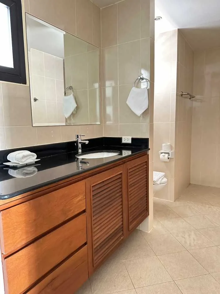 Property image - full photo 13