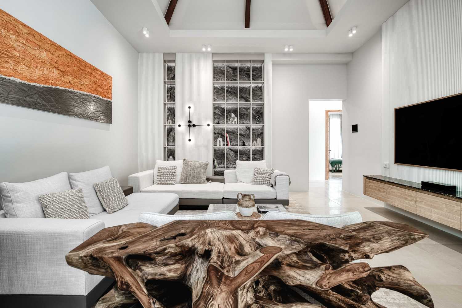 Property image - full photo 9