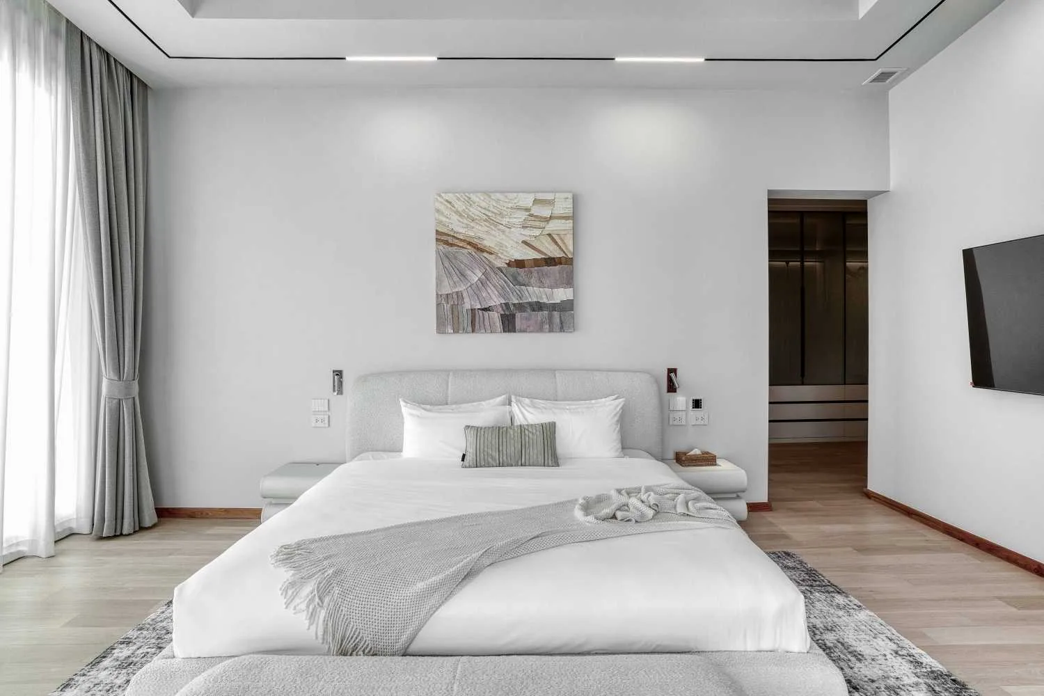 Property image - full photo 17