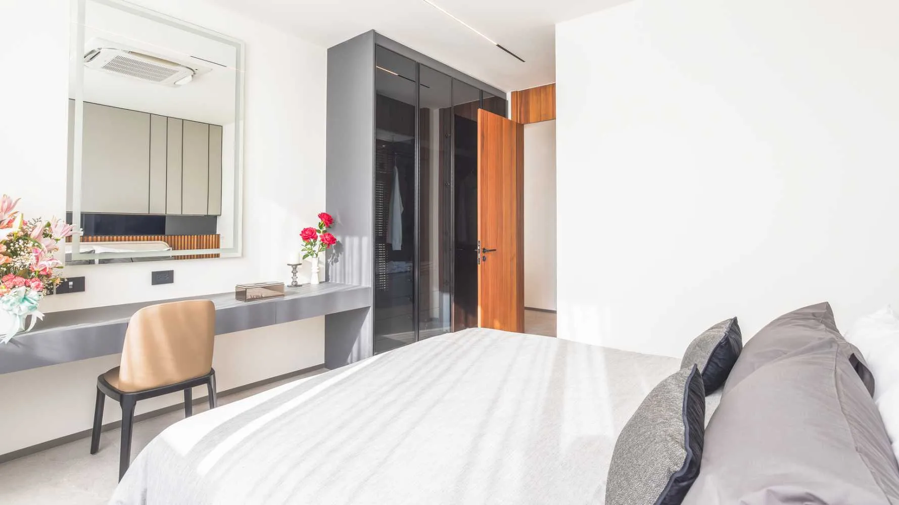 Property image - full photo 24