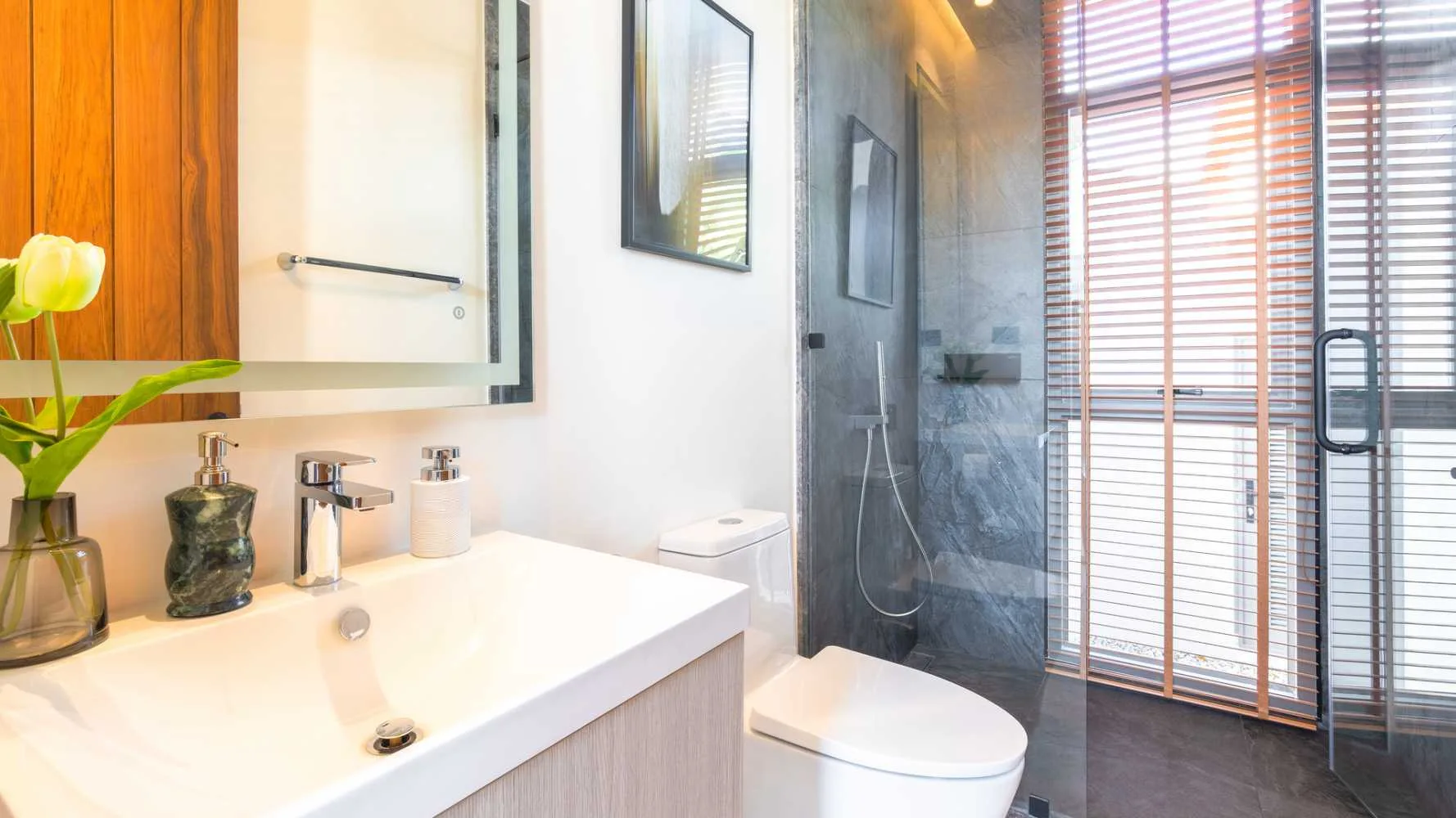 Property image - full photo 26