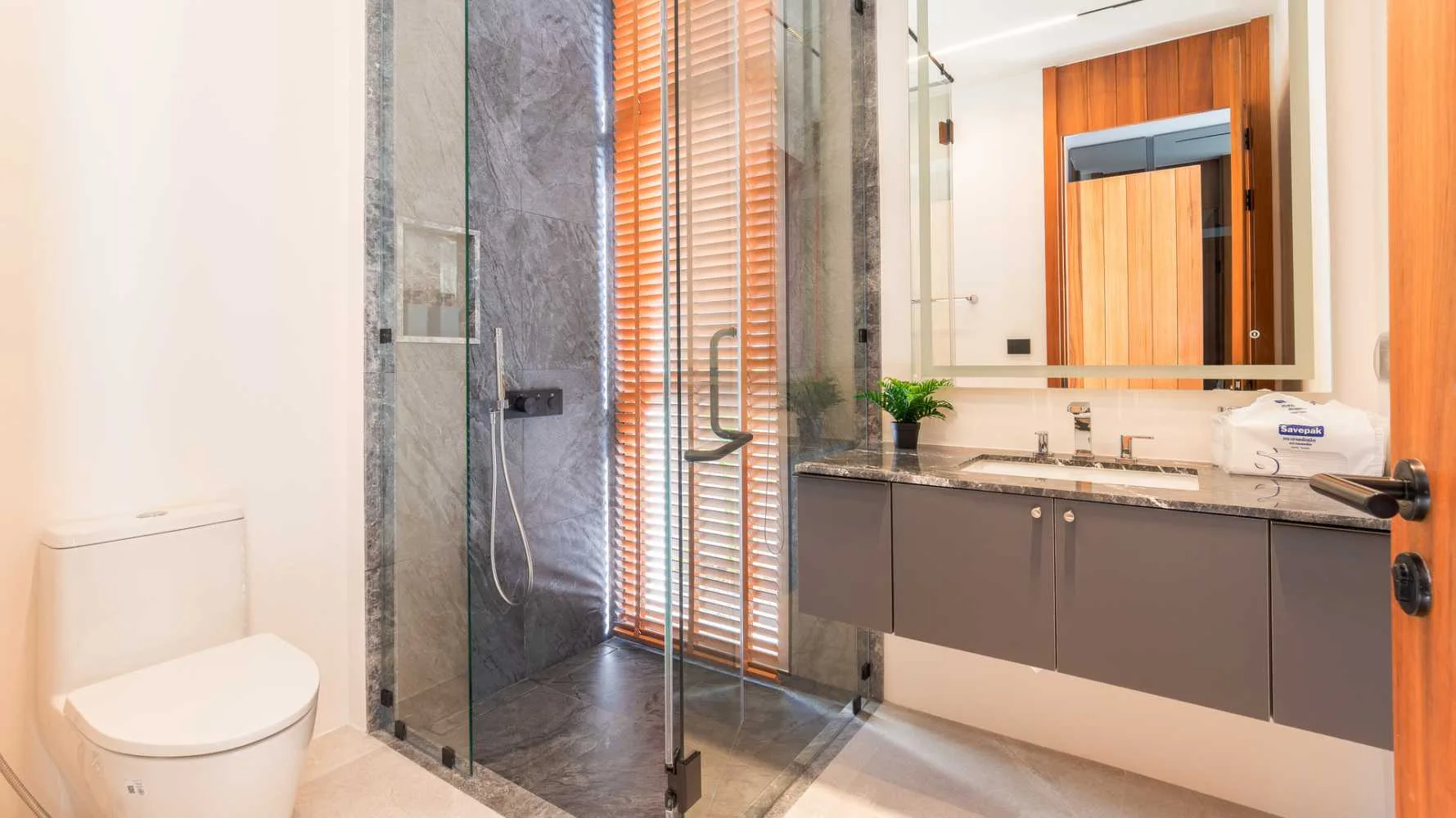 Property image - full photo 28