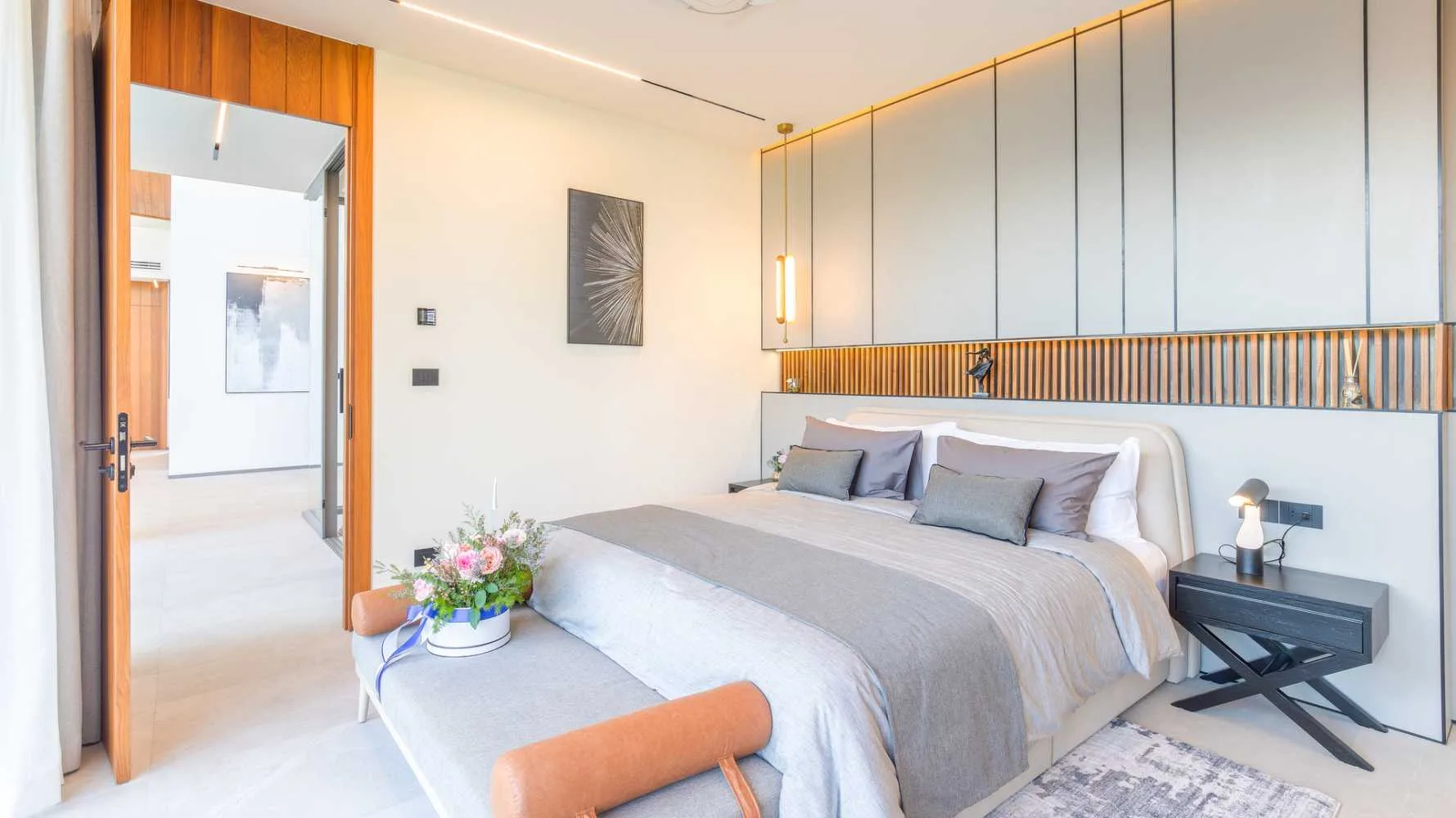 Property image - full photo 31