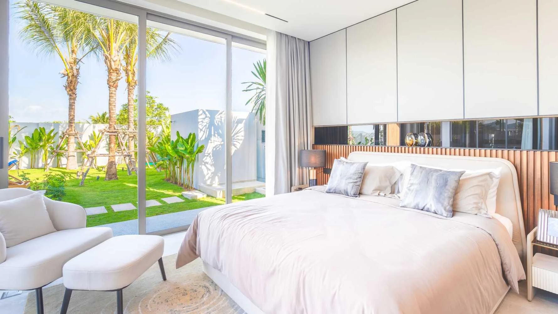 Property image - full photo 12